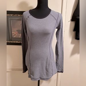 Lululemon Reversible Run Turn Around Long Sleeve